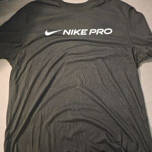 Nike Pro Men's Tee in Black